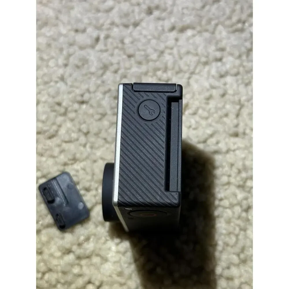 GoPro HERO4 Black Action Camera + Battery & Waterproof Housing – Powers On